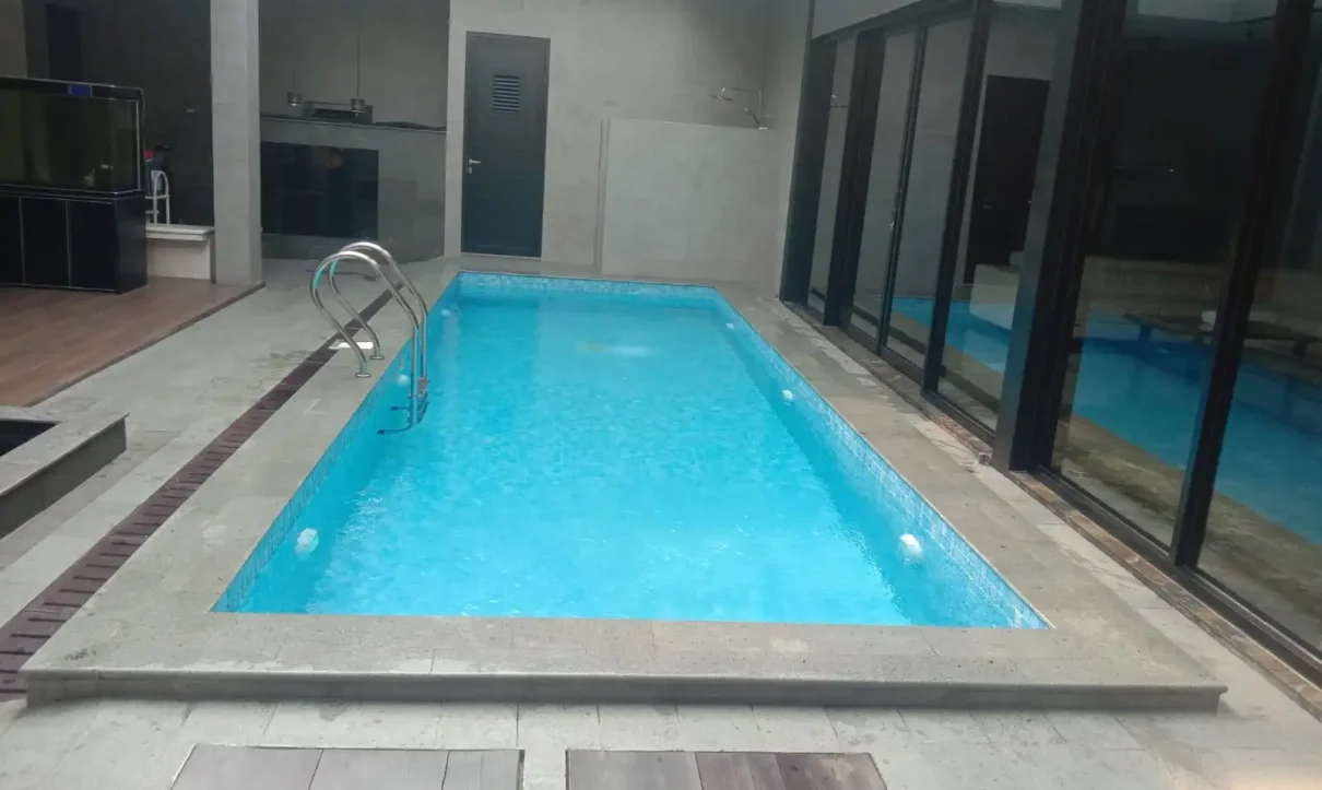 cara pemasangan tangga kolam