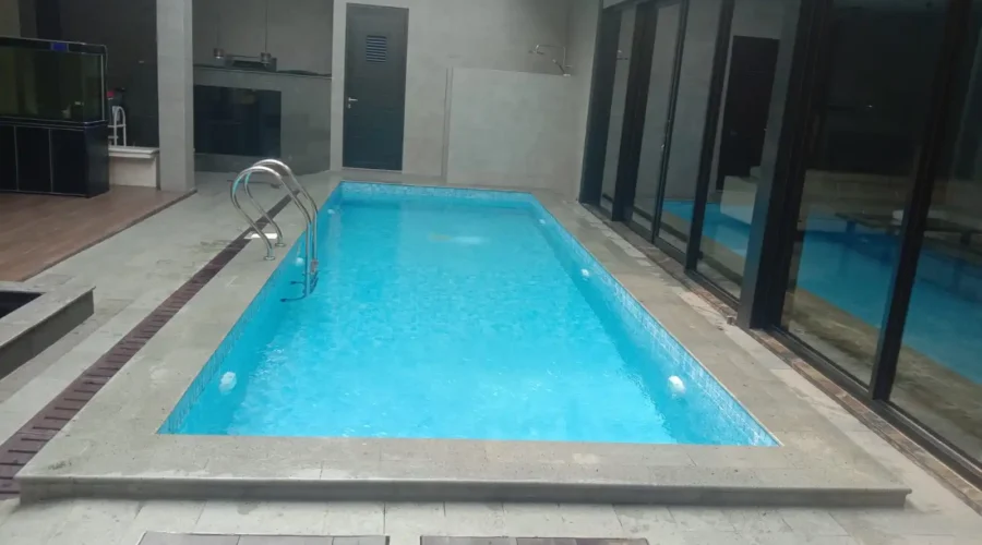 cara pemasangan tangga kolam