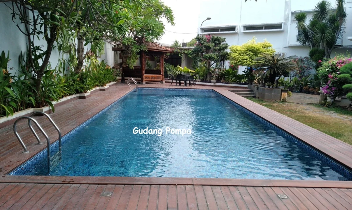 kolam renang sehat