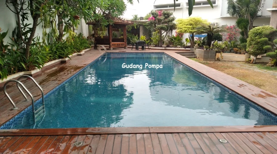 keindahan kolam renang