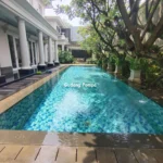 kolam renang sehat