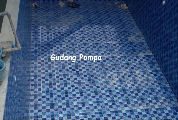 pemasangan mozaik kolam renang