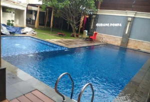 perawatan fisik kolam renang